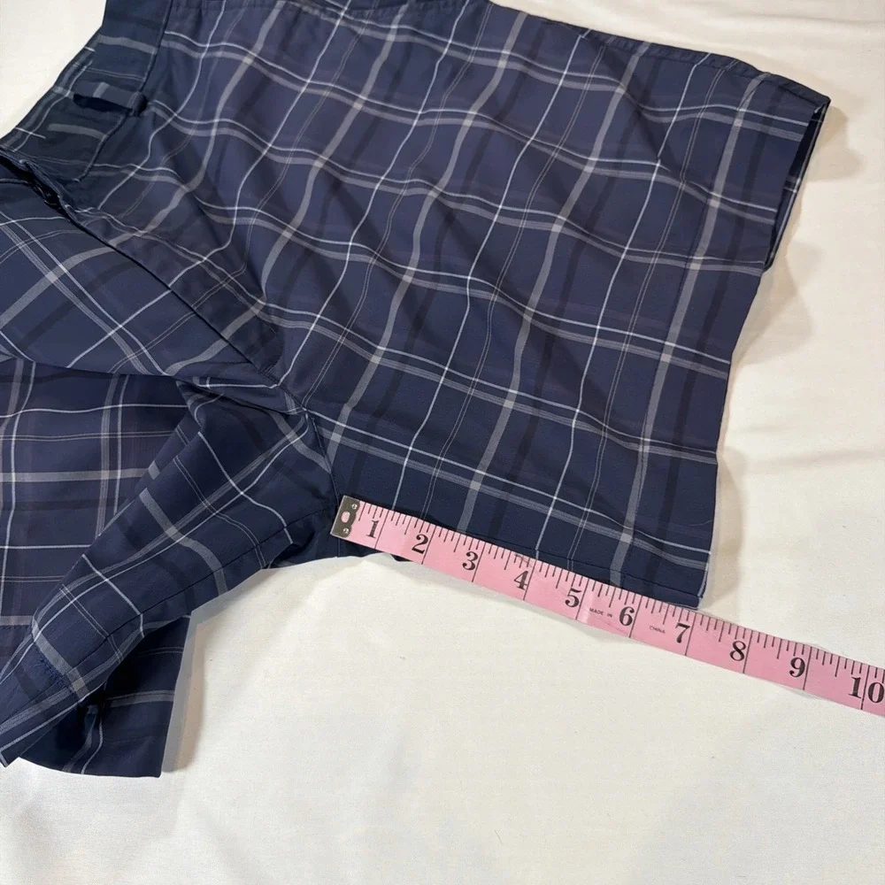 Nike Golf Dri-Fit Shorts Mens 36 Blue‎ Plaid Polyester Spandex Performance - Picture 5 of 9